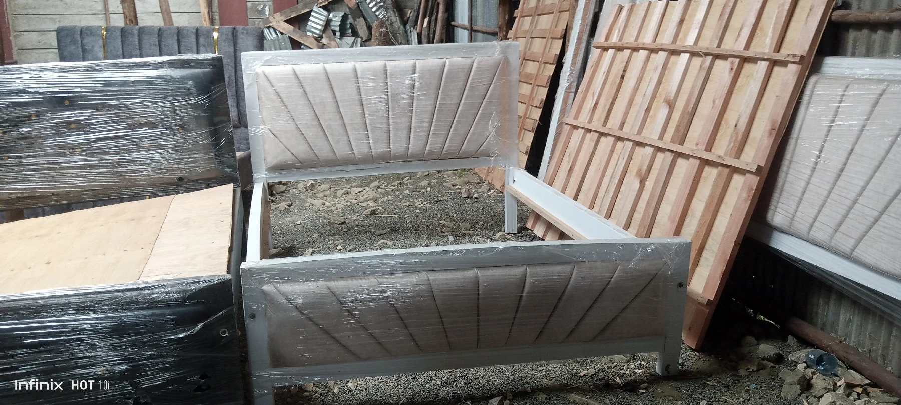 b city furniture